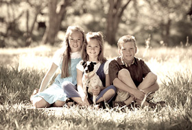 Atascadero Outdoor Family Portrait - Kids and Dog Family Photos - Studio 101 West Photography
