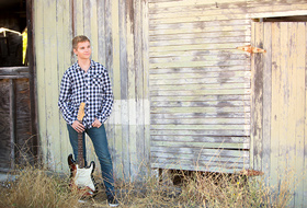 Paso Robles High School Senior Portrait Photographer - Choice Location Vintage Barn - Studio 101 West Photography