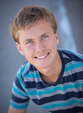 Paso Robles High School Senior Portrait Photography - Outdoor Photoshoot - Paso Robles Senior Portraits Near Me - Senior Photos Near Me -Senior High School Portraits - Studio 101 West Photography