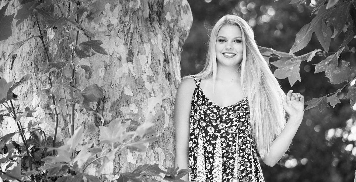 Atascadero High School Senior Portrait - Outdoor Senior Pictures - Studio 101 West Photography