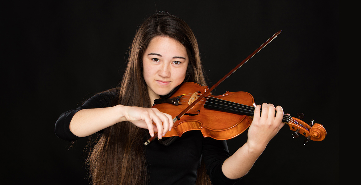 San Luis Obispo High School Senior Portrait Photography - Musical Senior Pictures - Violin Senior Portrait - Photography Studio Senior Portrait Near Me - Creative Senior Portraits - Studio 101 West Photography