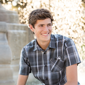 Atascadero Outdoor Senior Portrait - Studio 101 West Photography